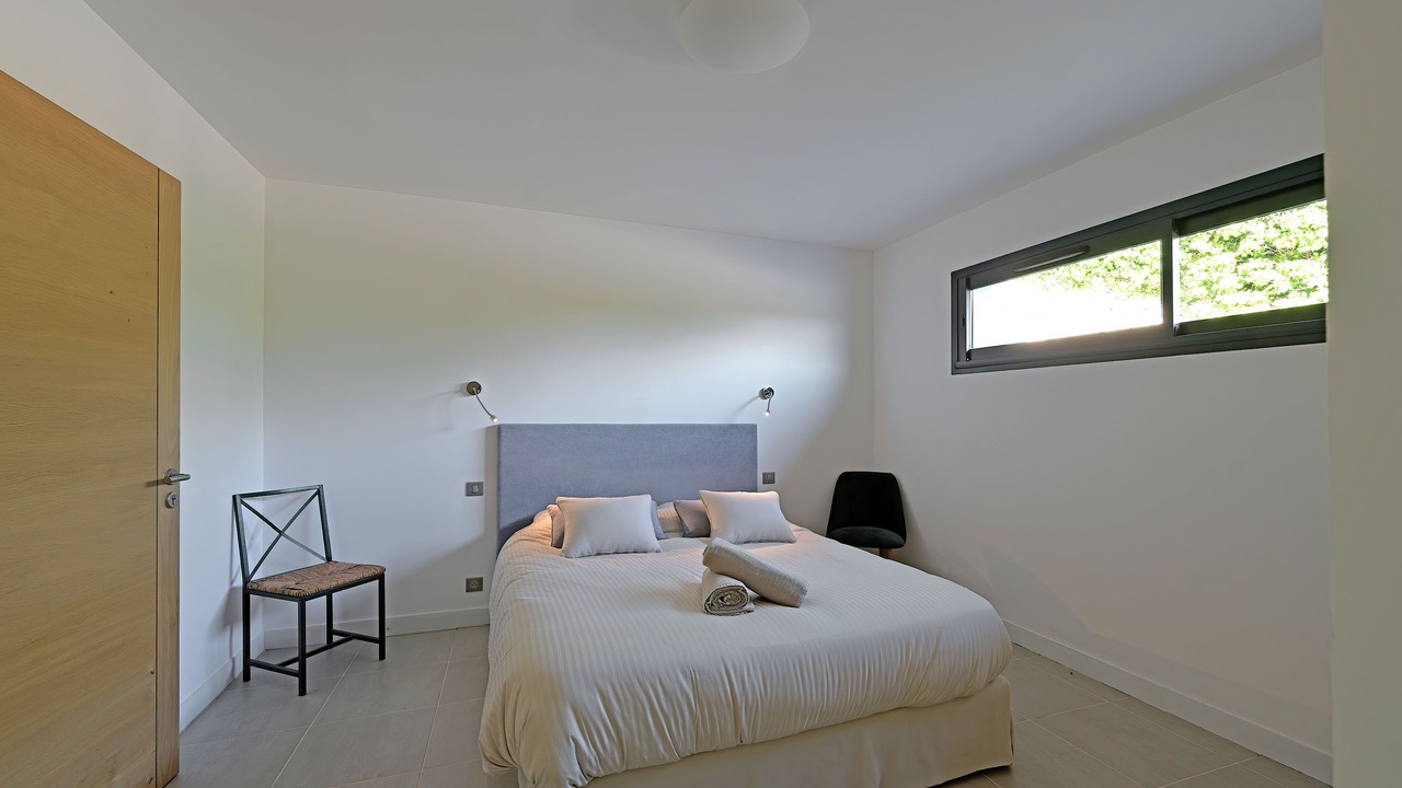 Photo of Bedroom in Villeneuve-les-Avignon