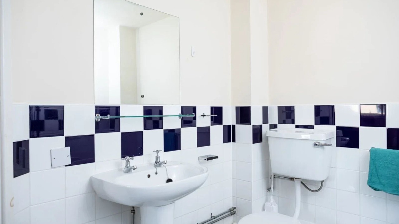 Photo of Bathroom in Rusholme