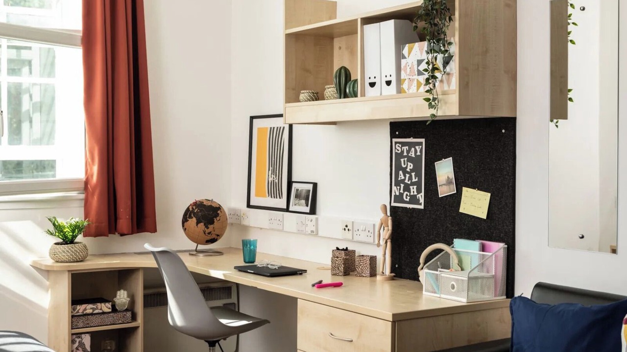 Photo of Livingroom in Rusholme