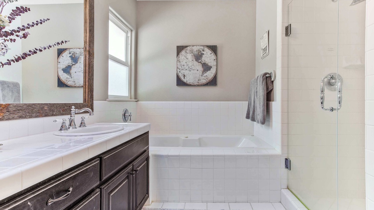 Photo of Bathroom in Kenwood