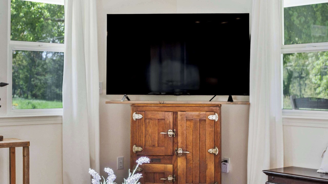 Photo of Livingroom in Kenwood