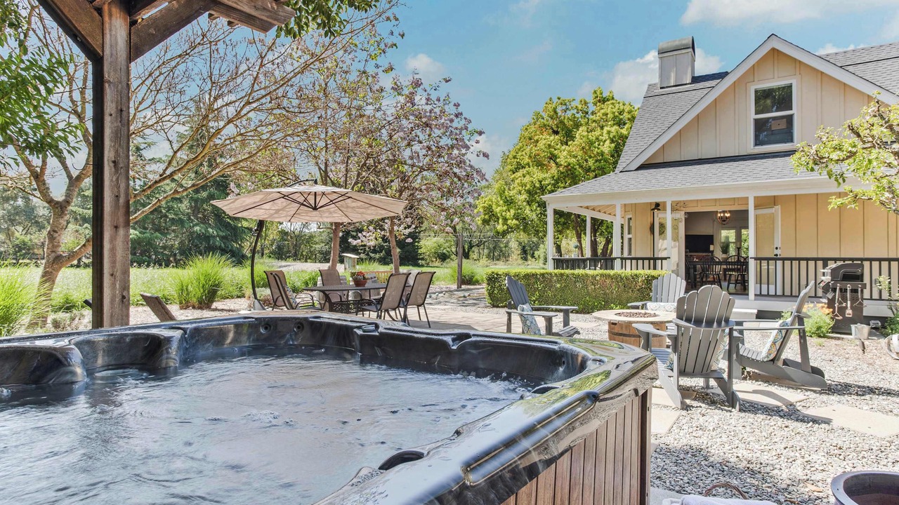 Photo of Outdoor in Kenwood