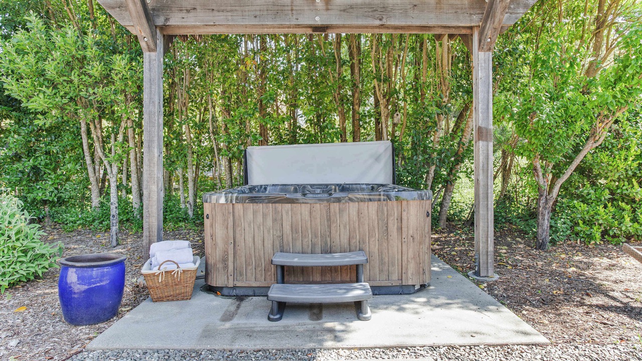 Photo of Outdoor in Kenwood