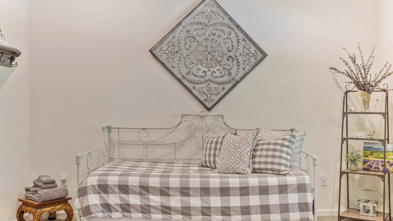 Photo of Bedroom in Kenwood