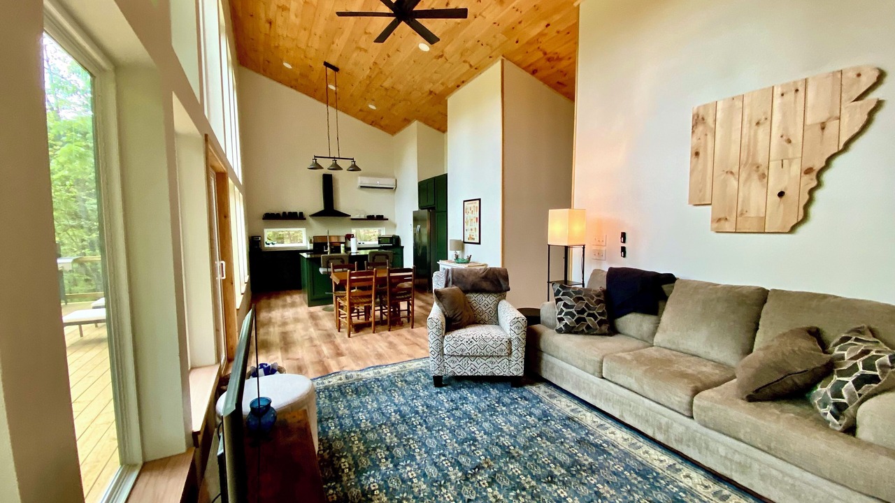 Photo of Livingroom in Harrison
