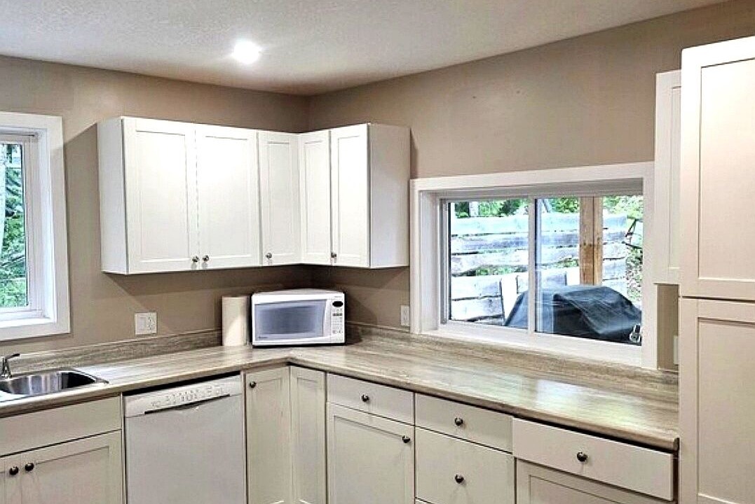 Photo of Kitchen in South Bruce Peninsula