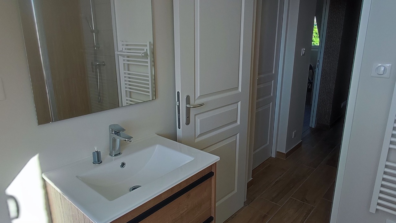 Photo of Bathroom in Rodez