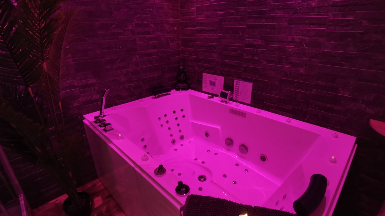 Photo of Bathroom in Chartres