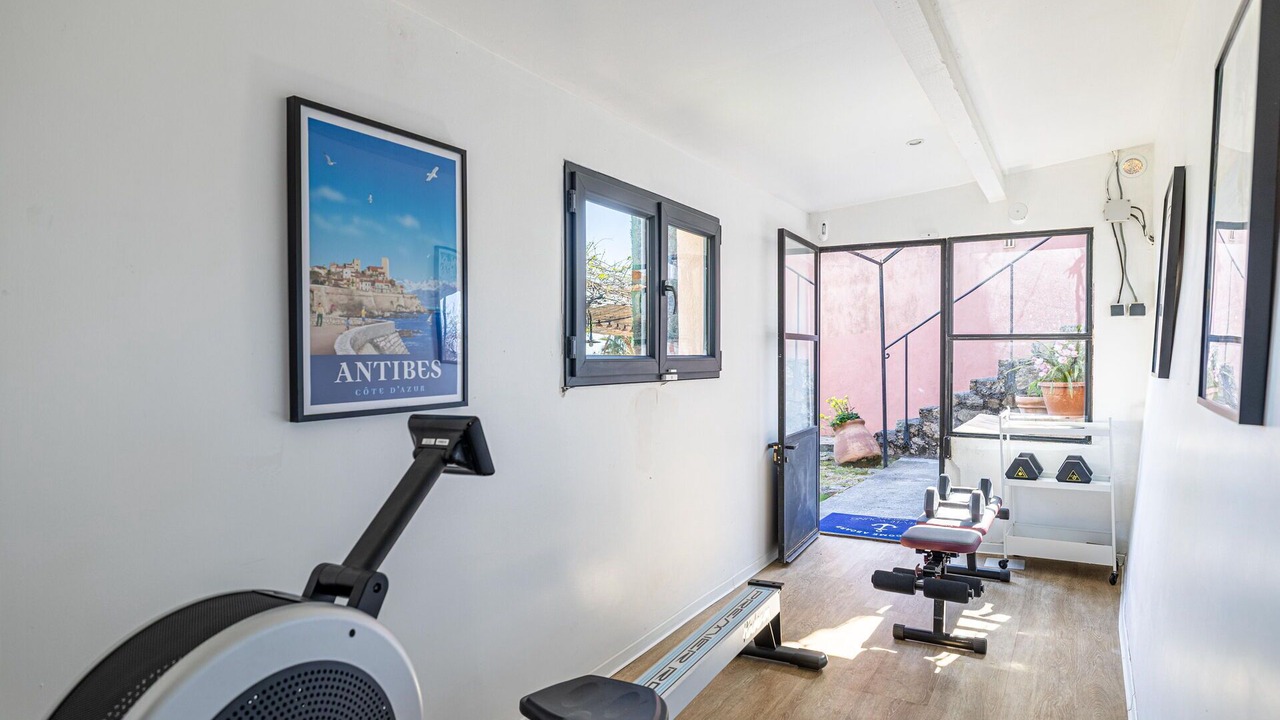 Photo of Bedroom in Golfe Juan