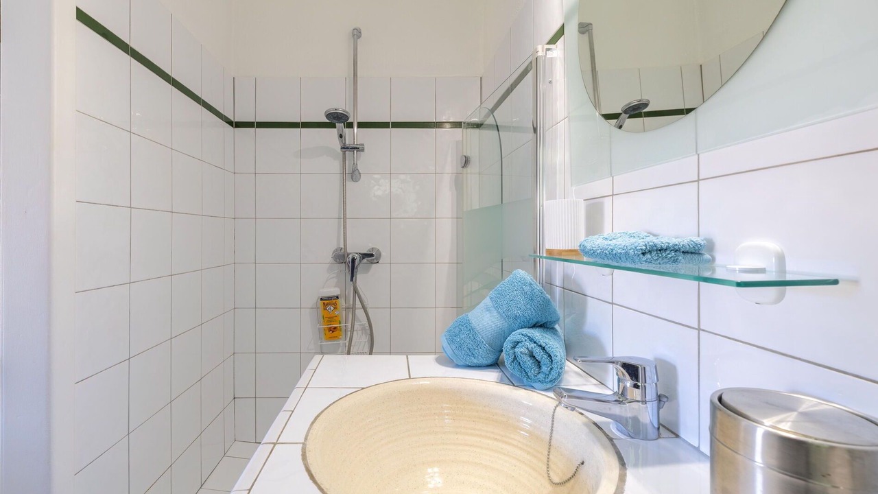 Photo of Bathroom in Golfe Juan