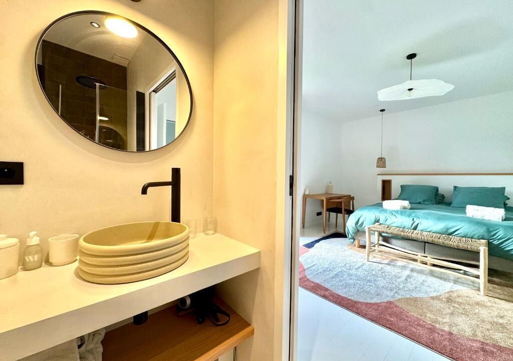 Photo of Bedroom in Gujan-Mestras