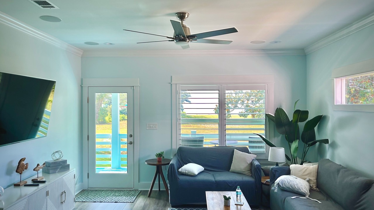Photo of Livingroom in Long Beach