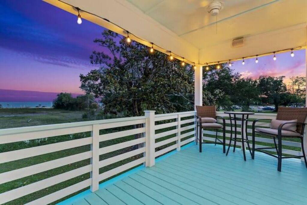 Photo of Patio Balcony in Long Beach