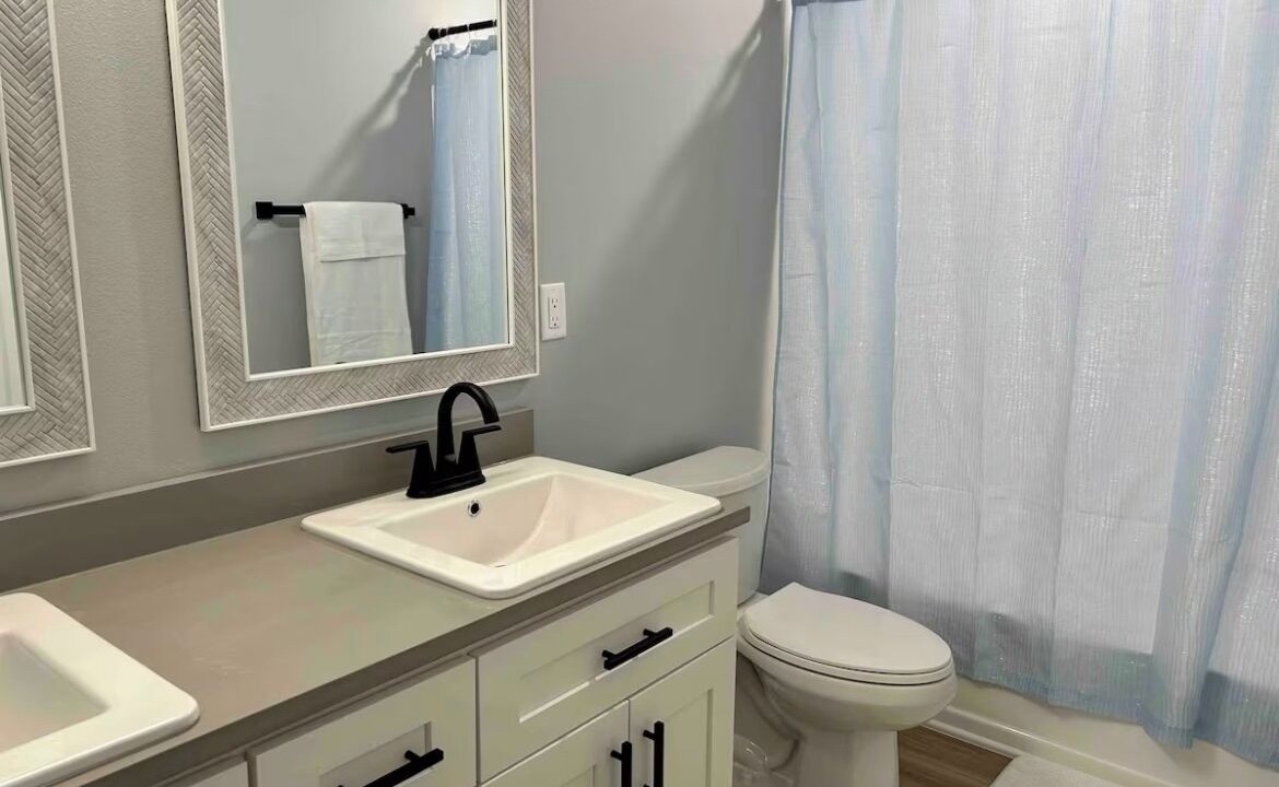 Photo of Bathroom in Eagle River