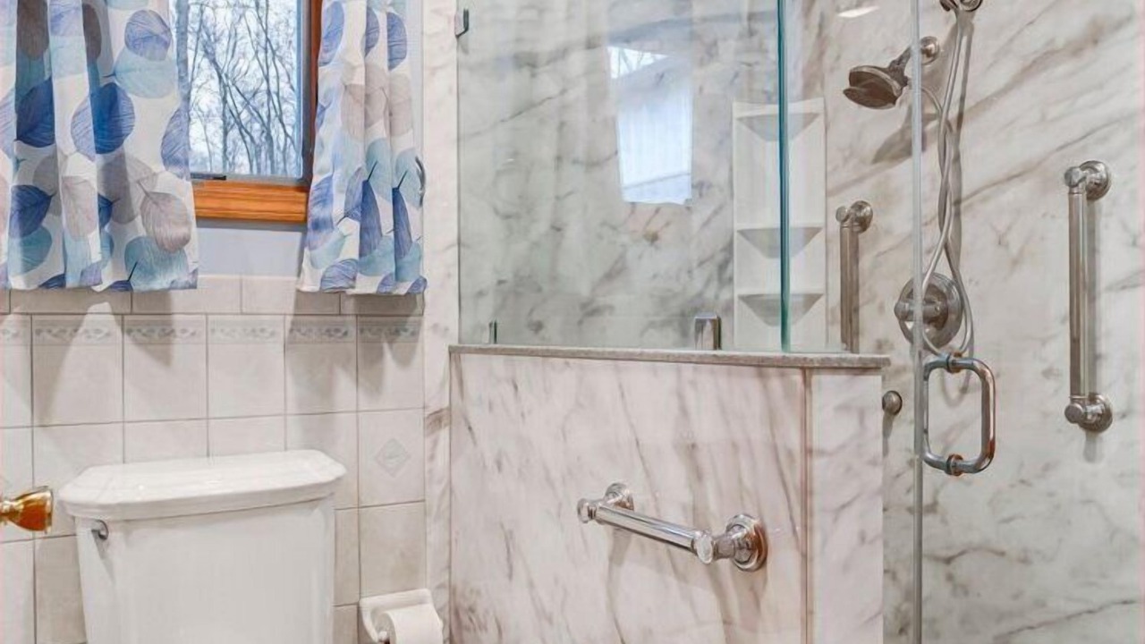 Photo of Bathroom in Hammondsport