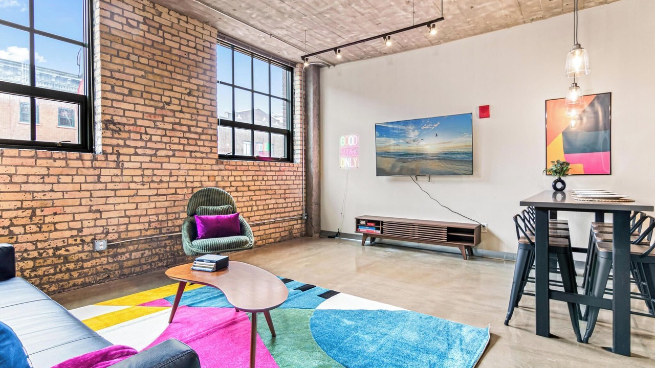 Photo of Livingroom in Warehouse District