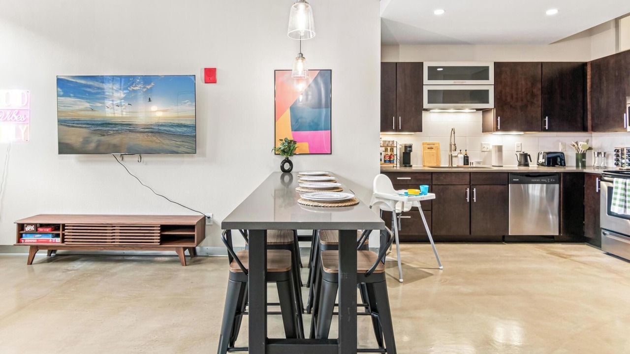 Photo of Kitchen in Warehouse District