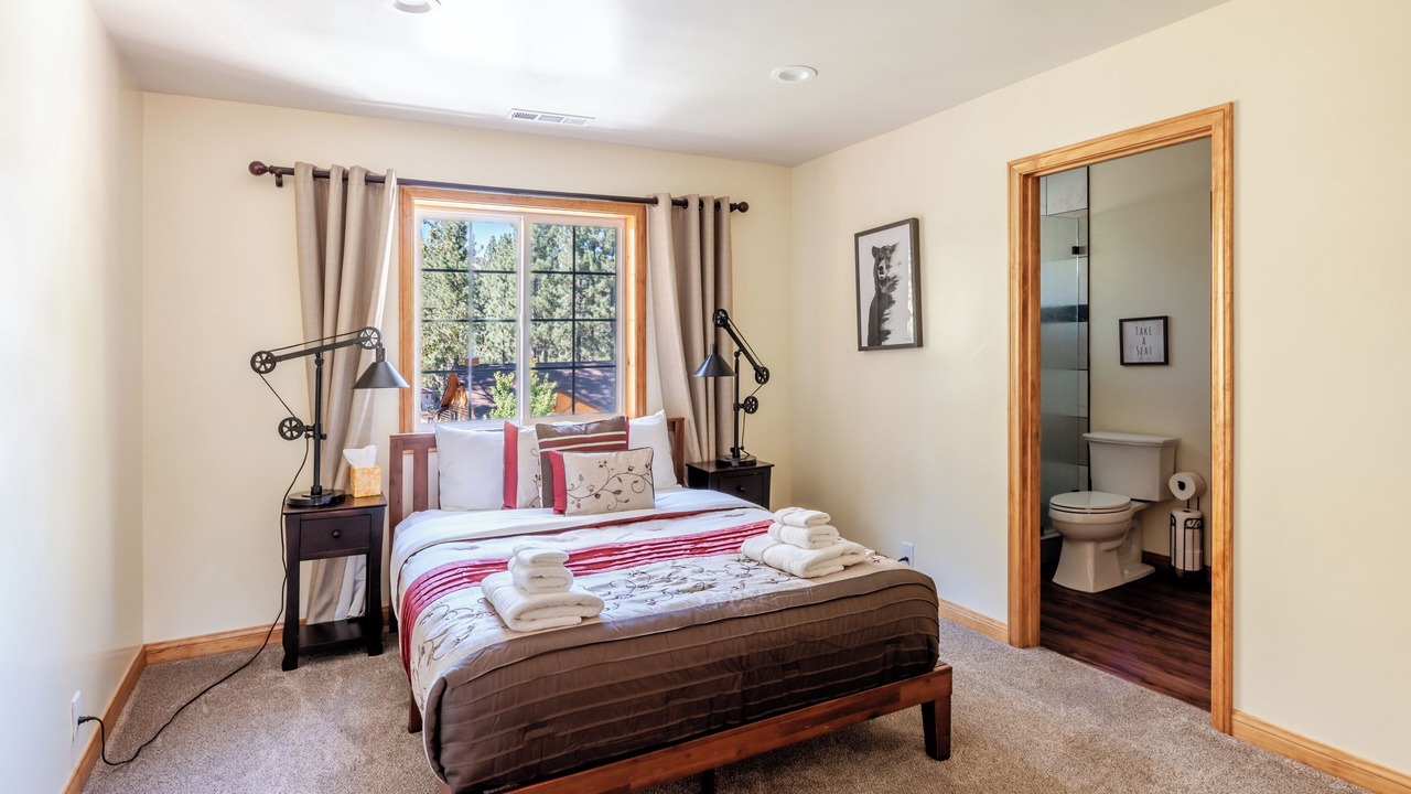 Photo of Bedroom in Big Bear City