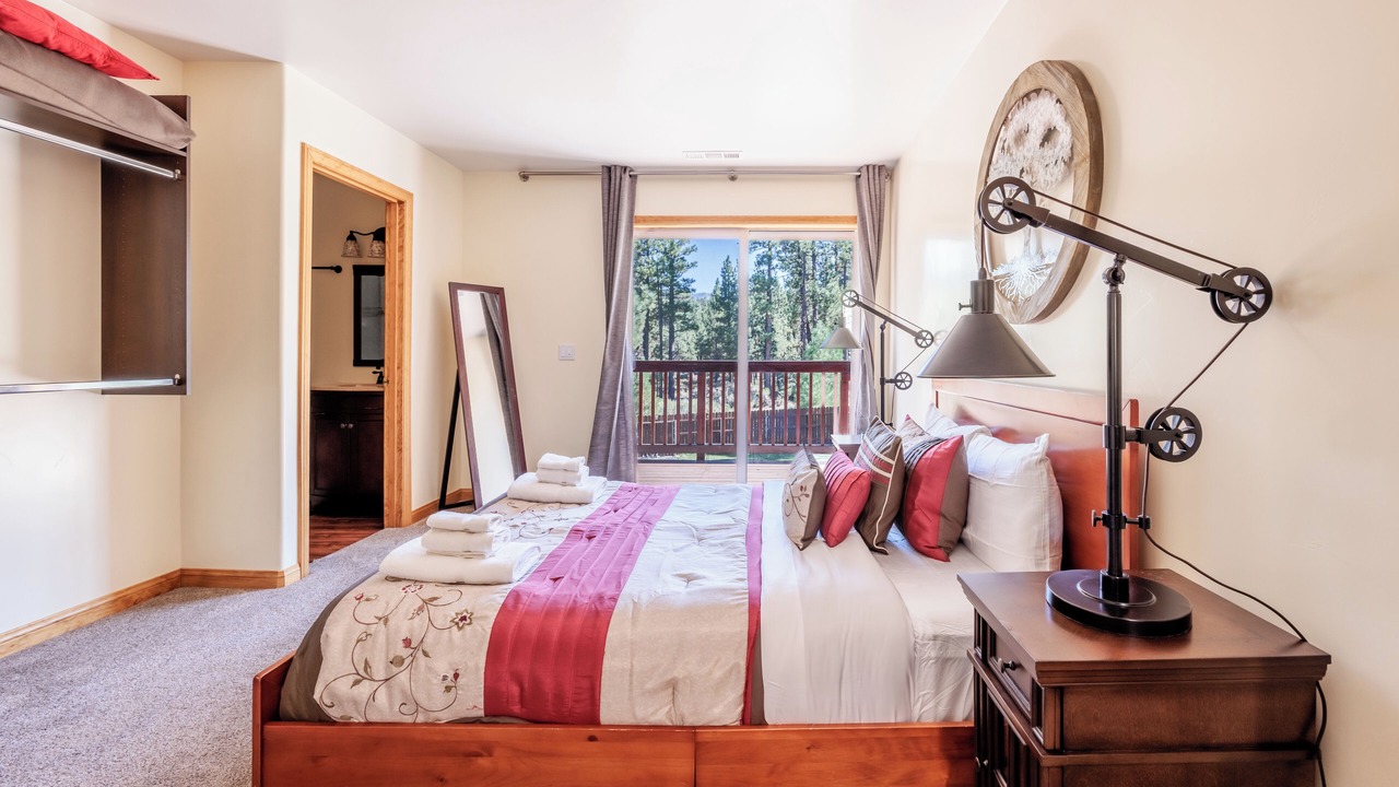 Photo of Bedroom in Big Bear City