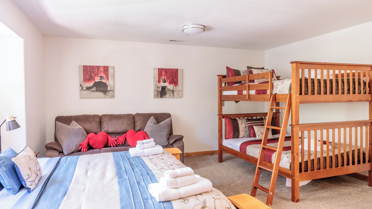 Photo of Bedroom in Big Bear City