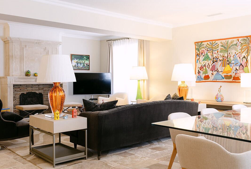Photo of Livingroom in Orange