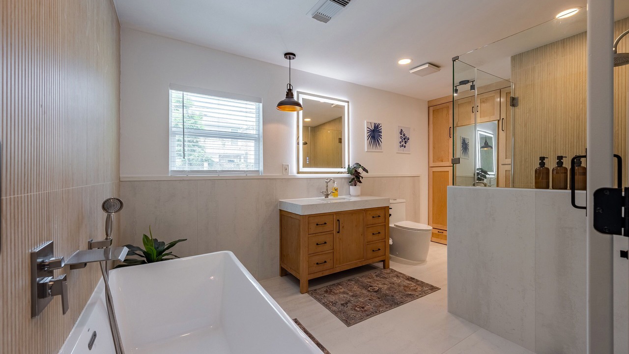 Photo of Bathroom in Spring Branch West