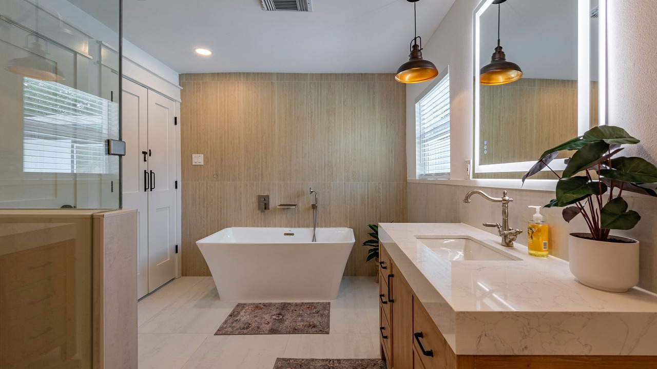 Photo of Bathroom in Spring Branch West