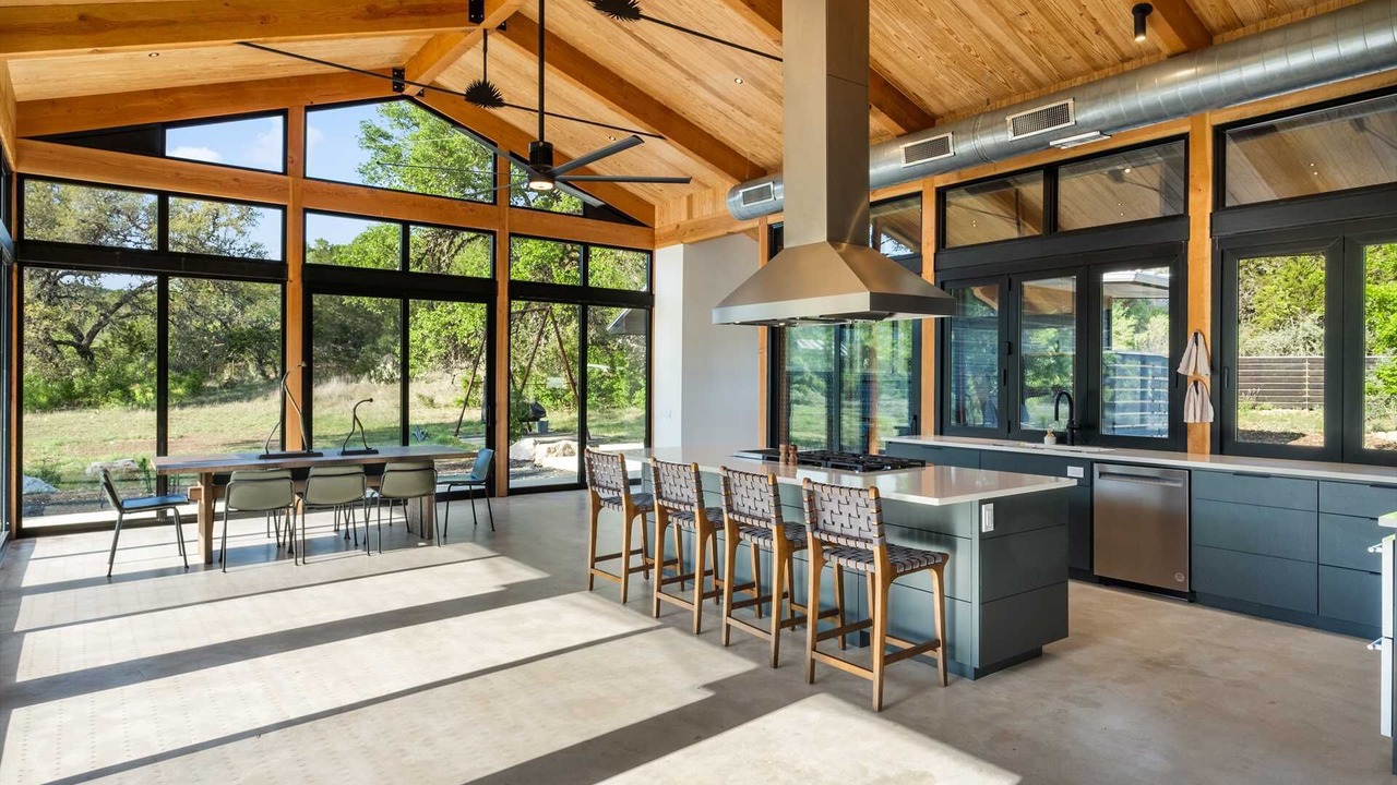 Photo of Kitchen in Concan