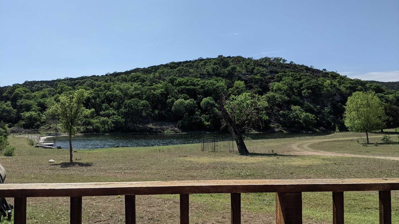 Photo of Outdoor in Concan