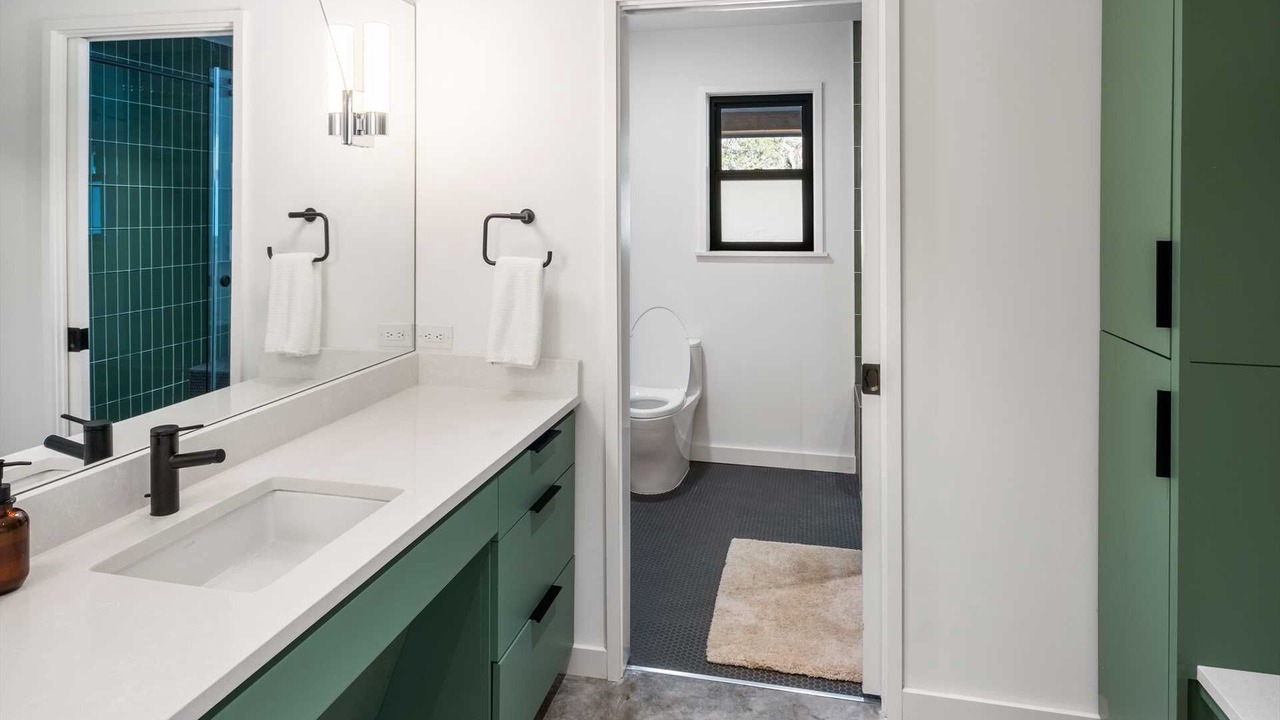Photo of Bathroom in Concan