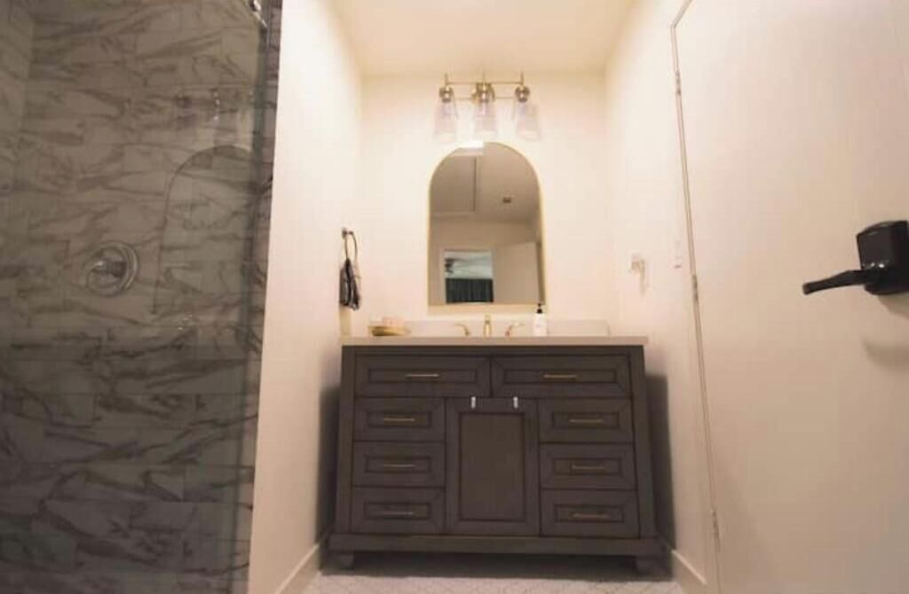 Photo of Bathroom in Windsor Hills