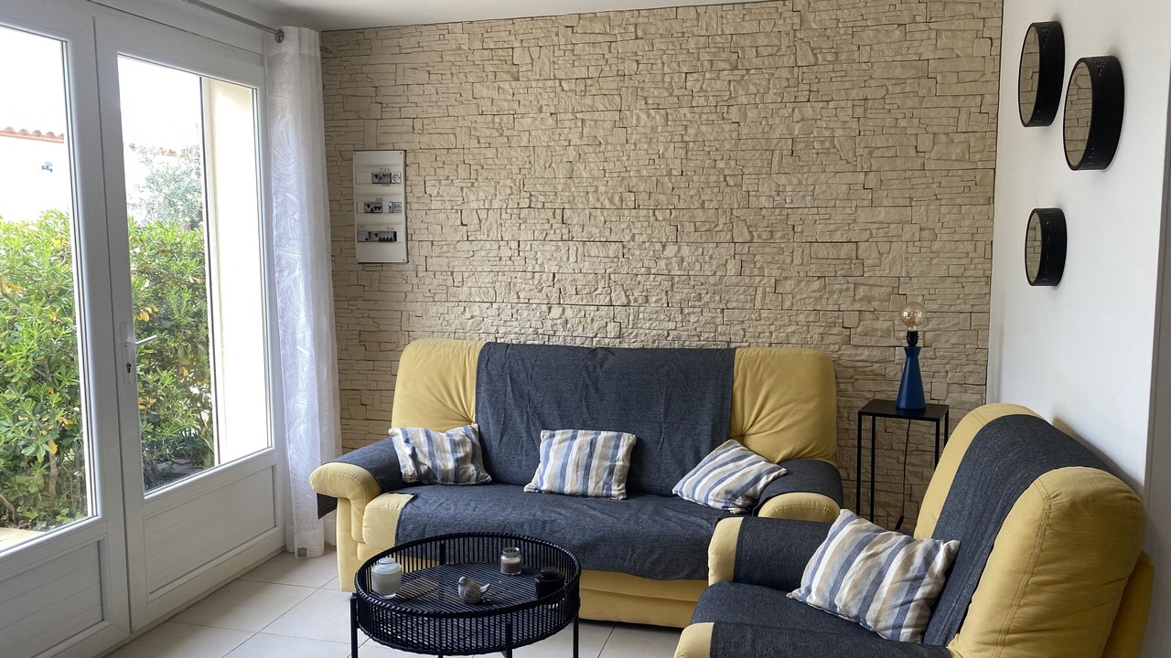 Photo of Livingroom in Saint-Jean-de-Barrou