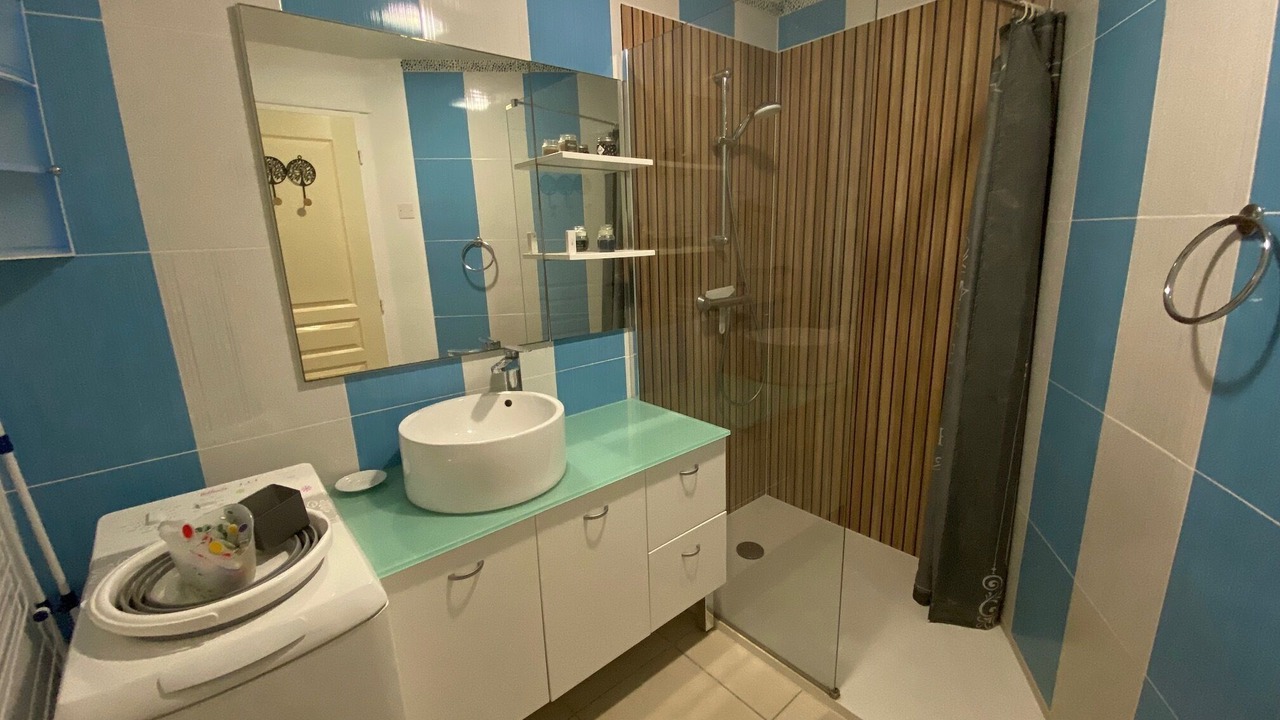 Photo of Bathroom in Saint-Jean-de-Barrou