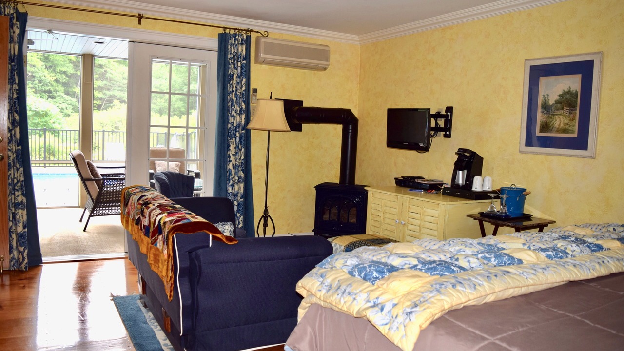 Photo of Bedroom in Cape Neddick