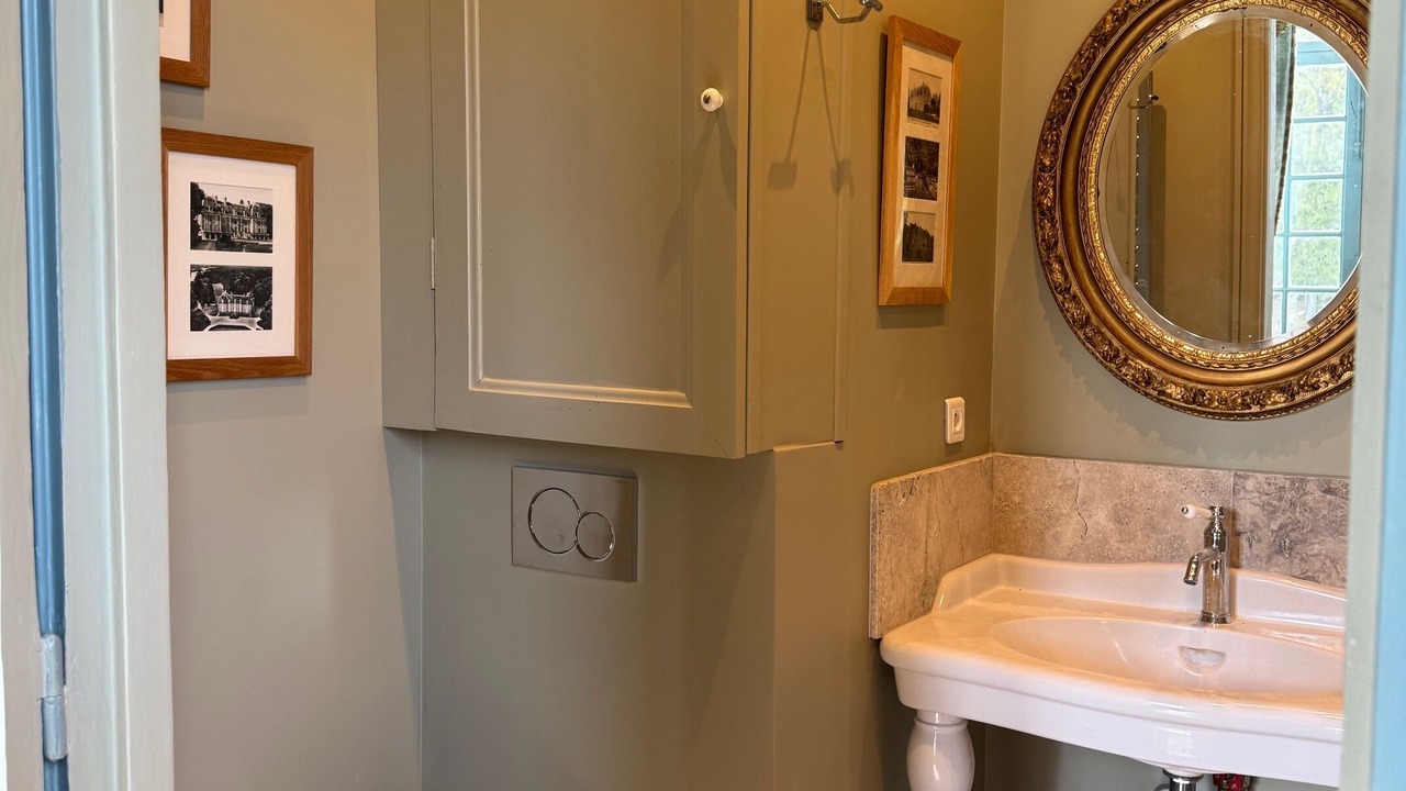 Photo of Bathroom in Saint-Paterne-Racan