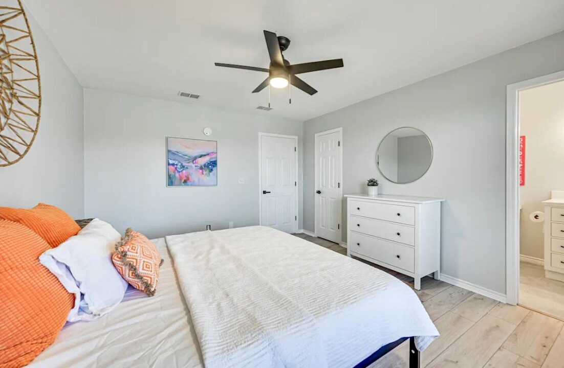 Photo of Bedroom in Buchanan Dam