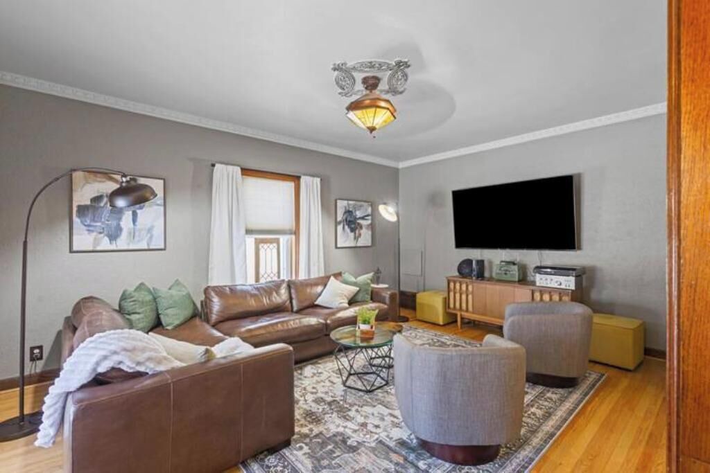 Photo of Livingroom in Milwaukee