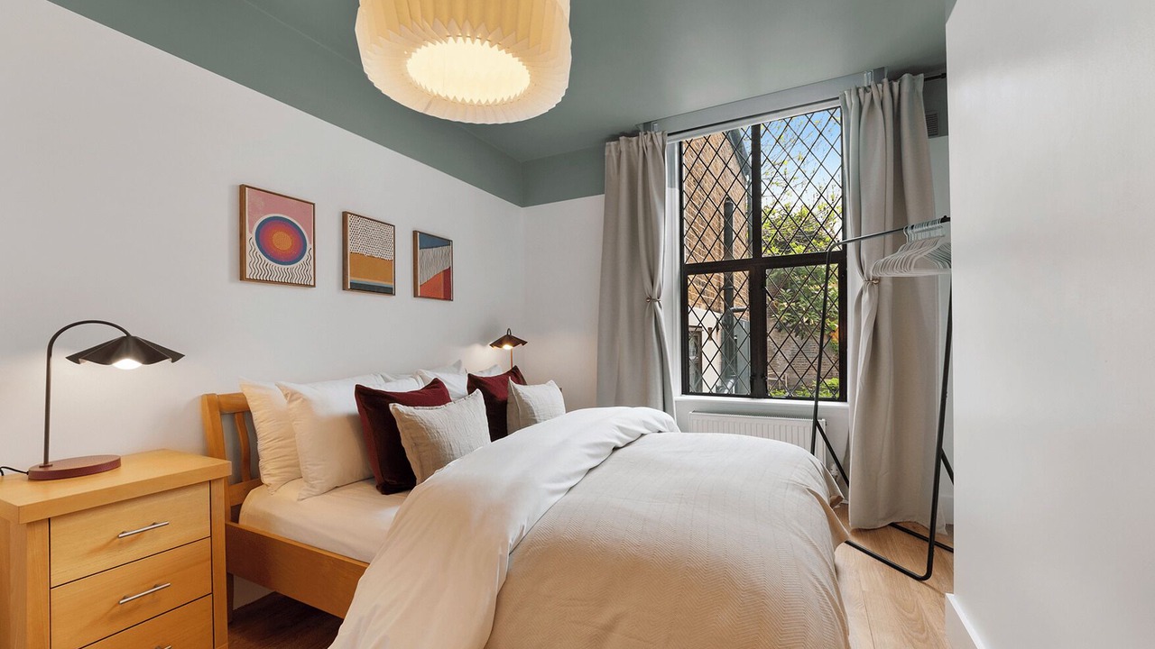 Photo of Bedroom in Tollington