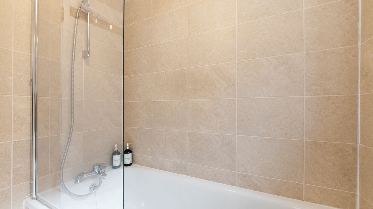 Photo of Bathroom in Tollington