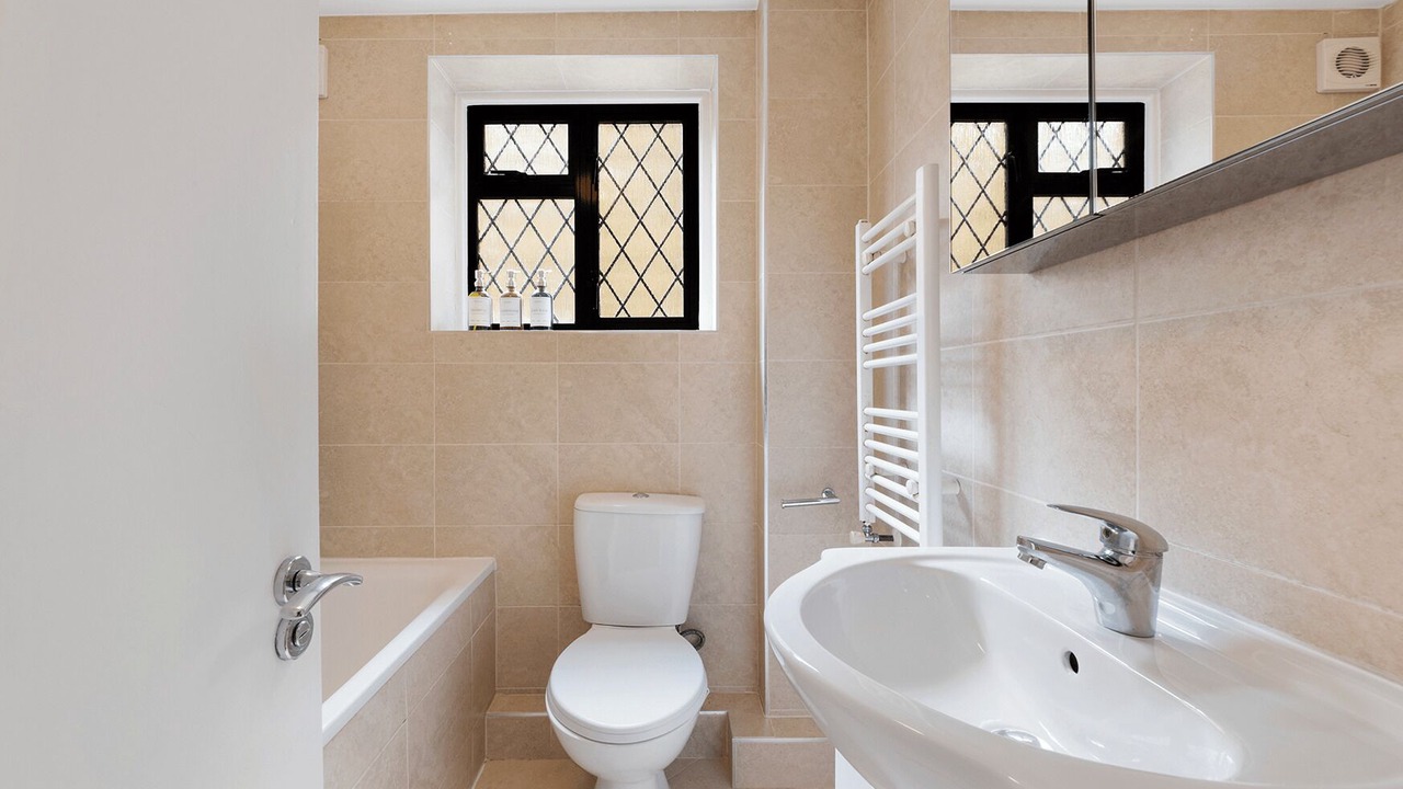 Photo of Bathroom in Tollington