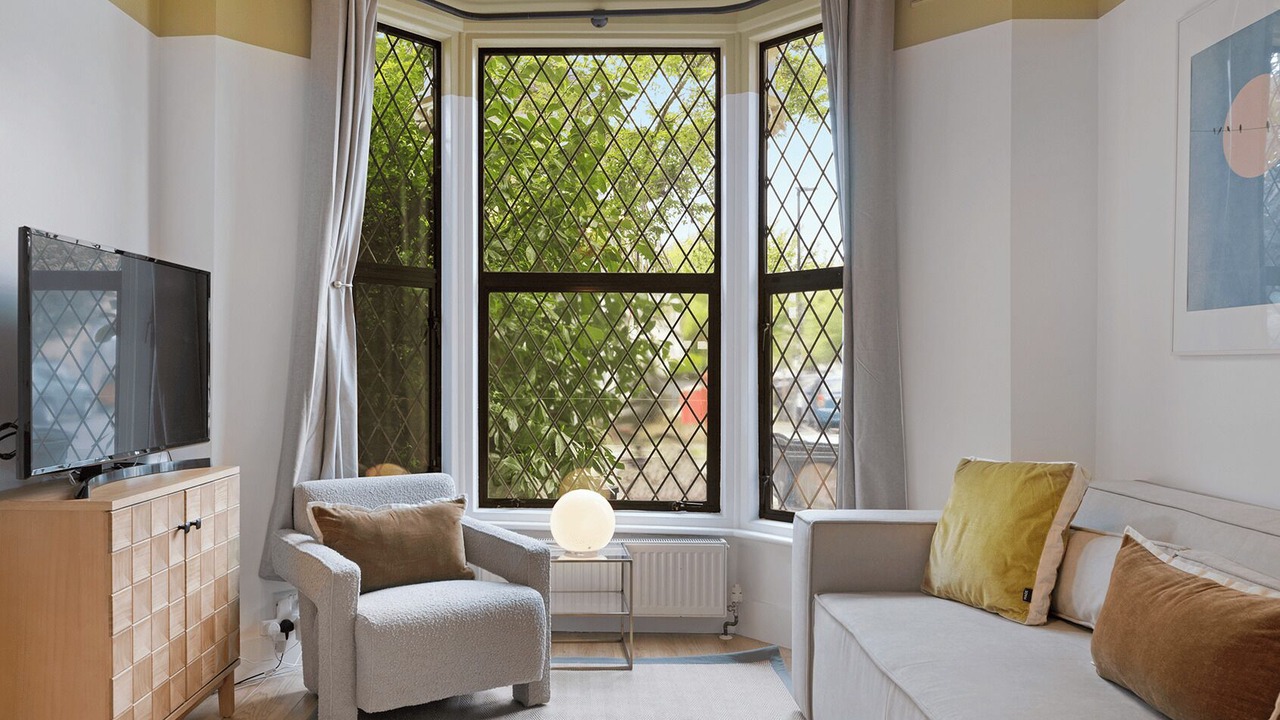 Photo of Livingroom in Tollington