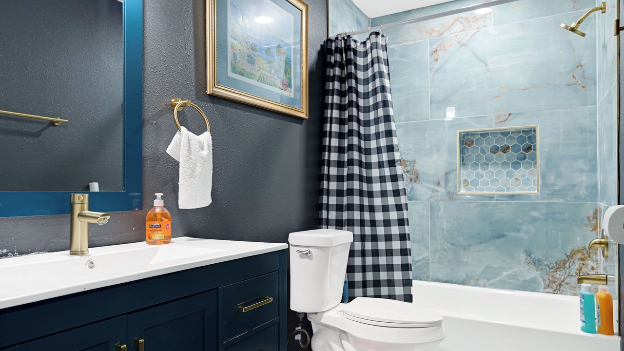 Photo of Bathroom in North Shore