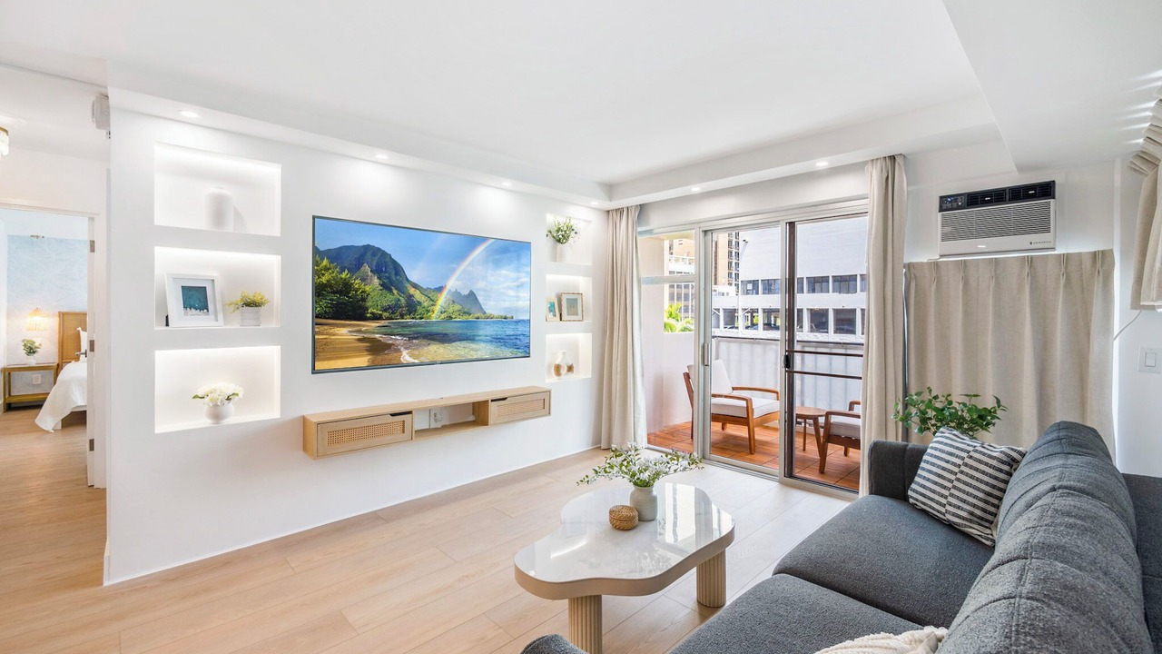 Photo of Livingroom in Honolulu