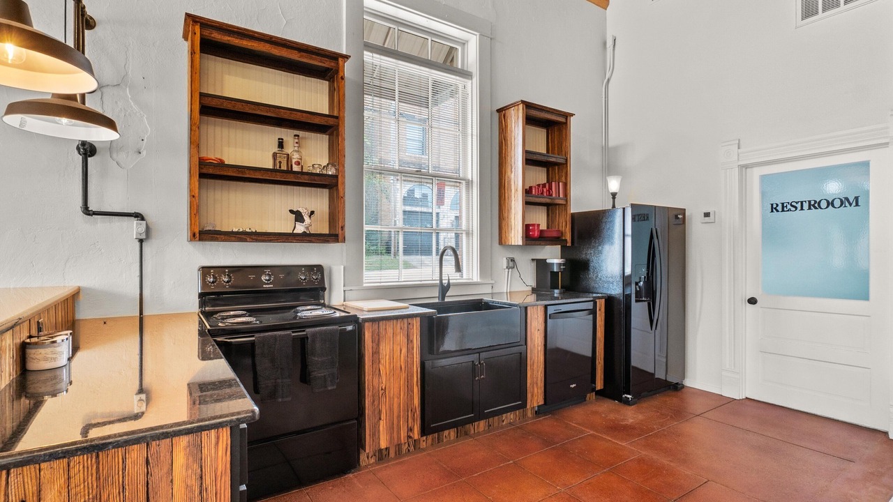 Photo of Kitchen in Big Sandy