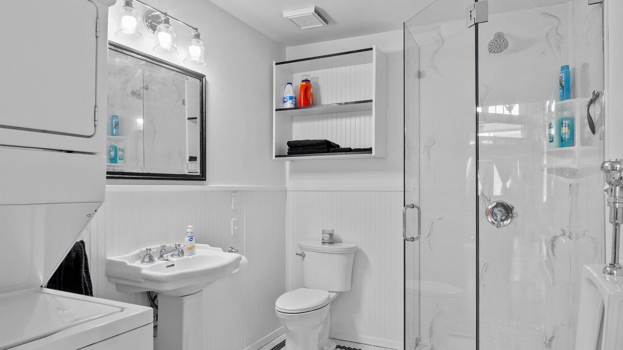 Photo of Bathroom in Big Sandy
