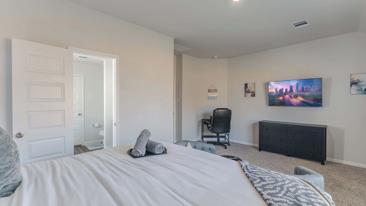 Photo of Bedroom in Northside