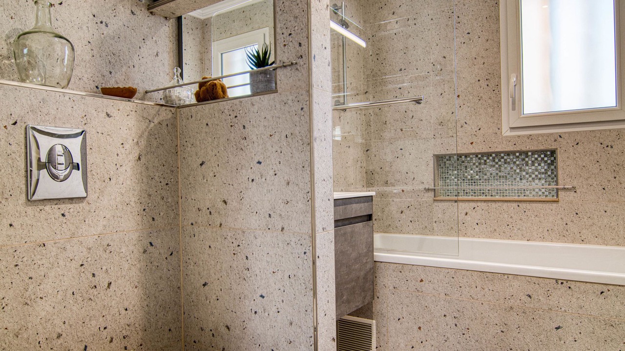 Photo of Bathroom in Gareoult