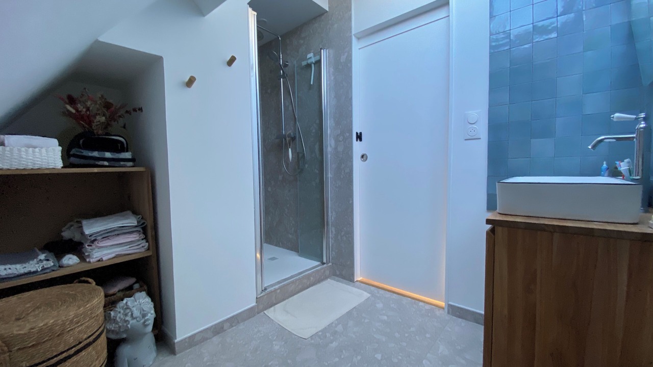 Photo of Bathroom in Leulinghen-Bernes