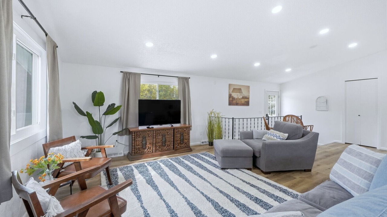 Photo of Livingroom in Clear Lake