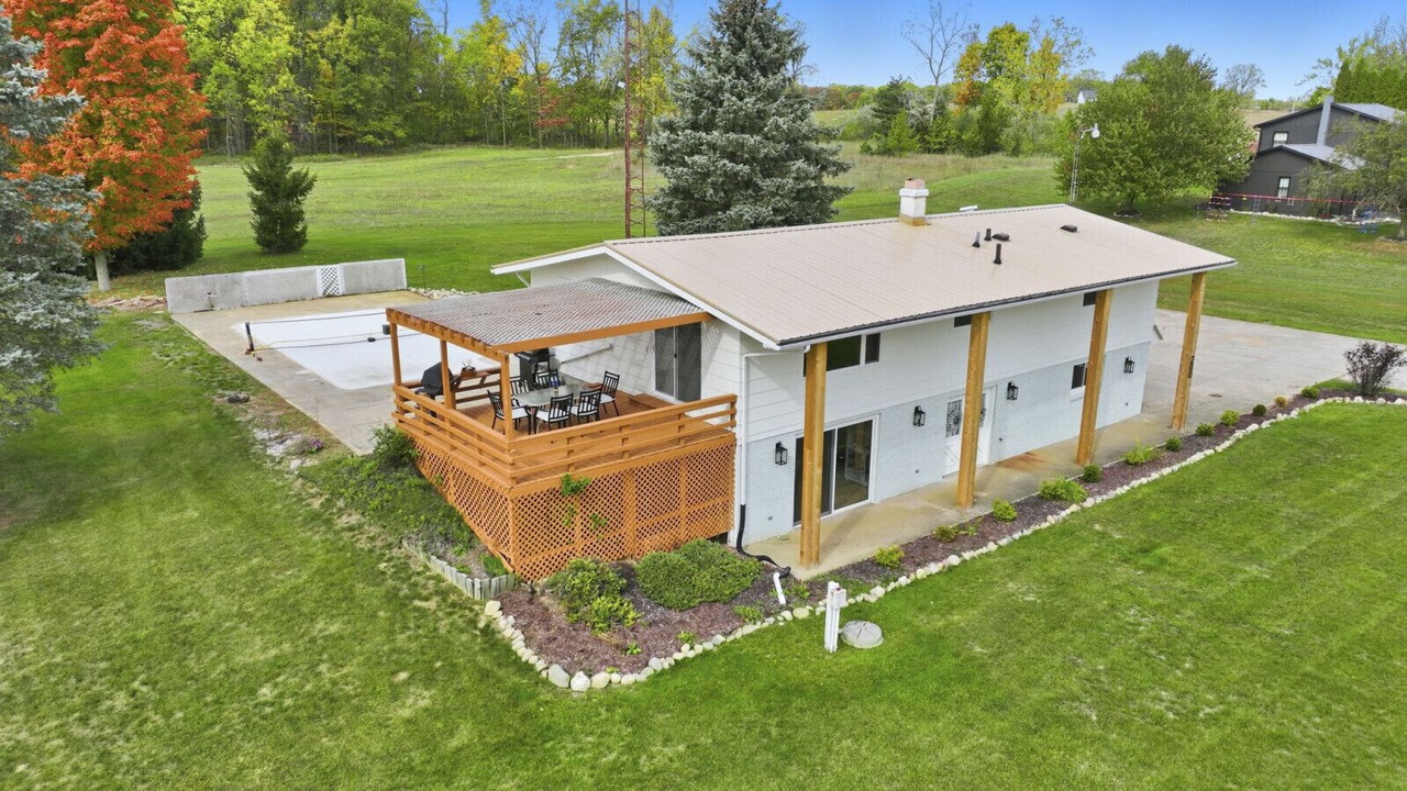 Photo of Outdoor in Clear Lake